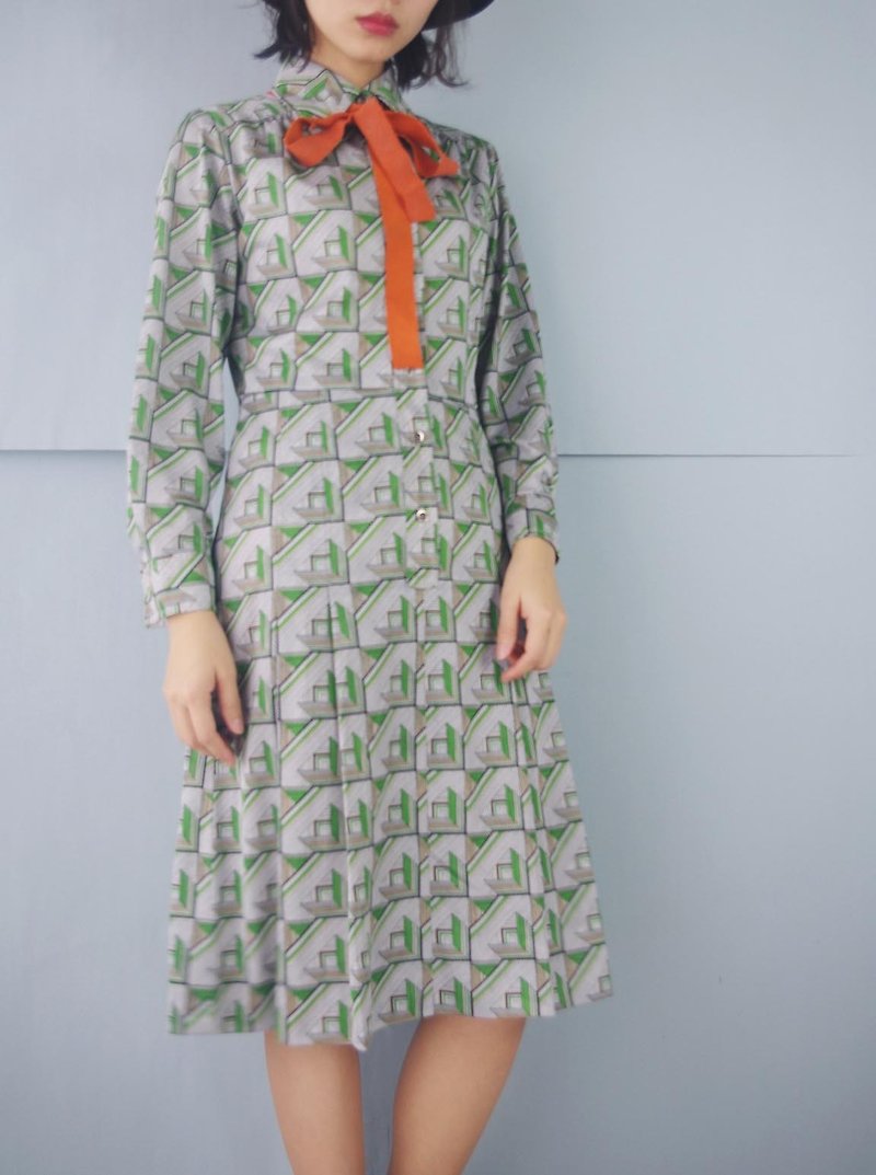尋寶古著-60s經典幾何印花綠色系合身針織復古洋裝 - 連身裙 - 聚酯纖維 綠色