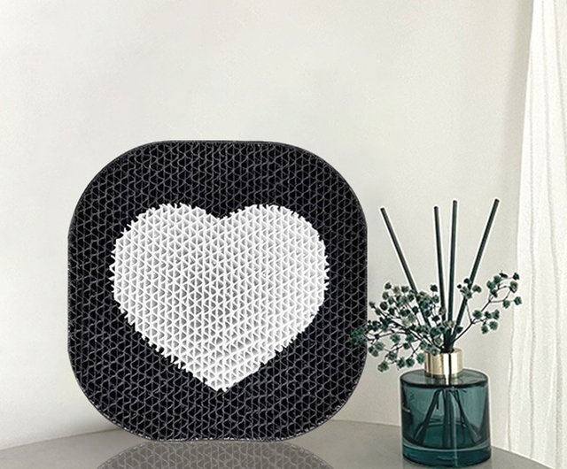 Scratched Heart Decor - Small at