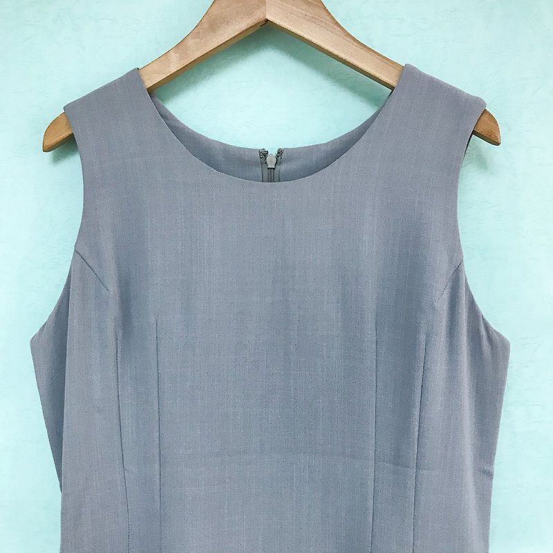 Dress / Grey Blue Round-neck Sheath Dress - One Piece Dresses - Polyester Gray
