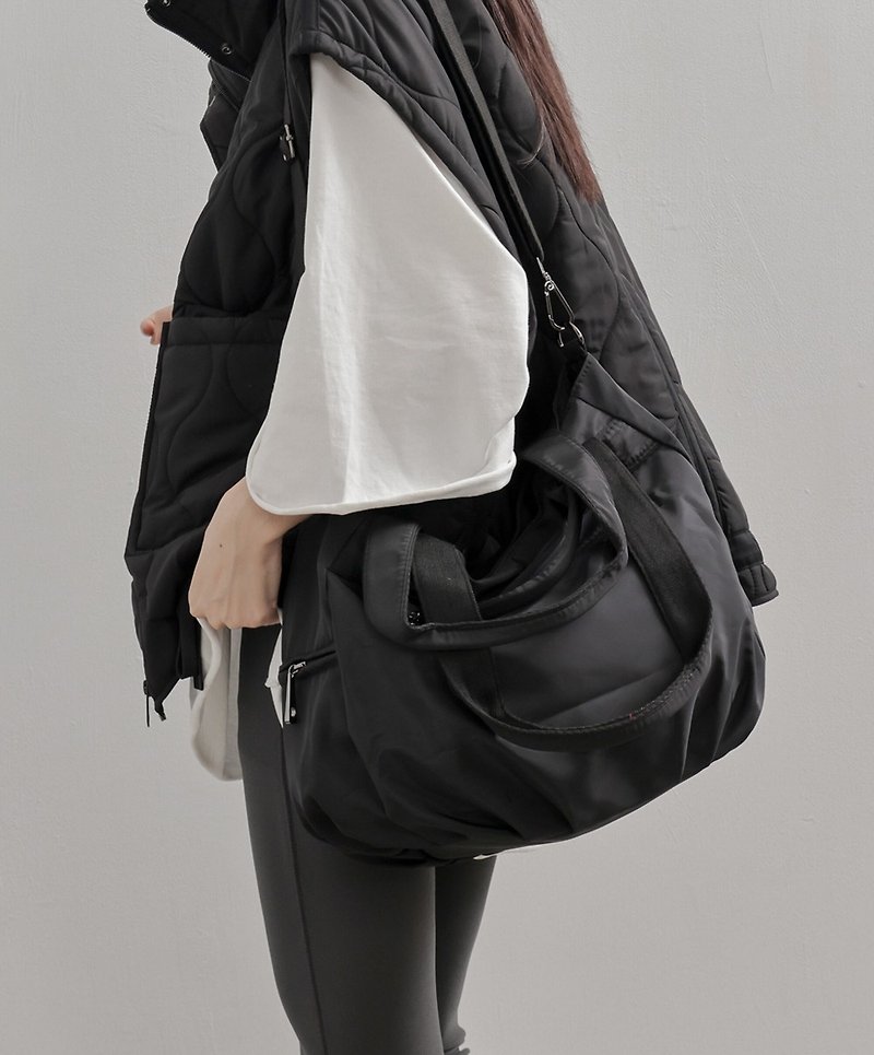 supportingrole urban commuting multi-space layered shoulder backpack black - กระเป๋าแมสเซนเจอร์ - ไฟเบอร์อื่นๆ สีดำ