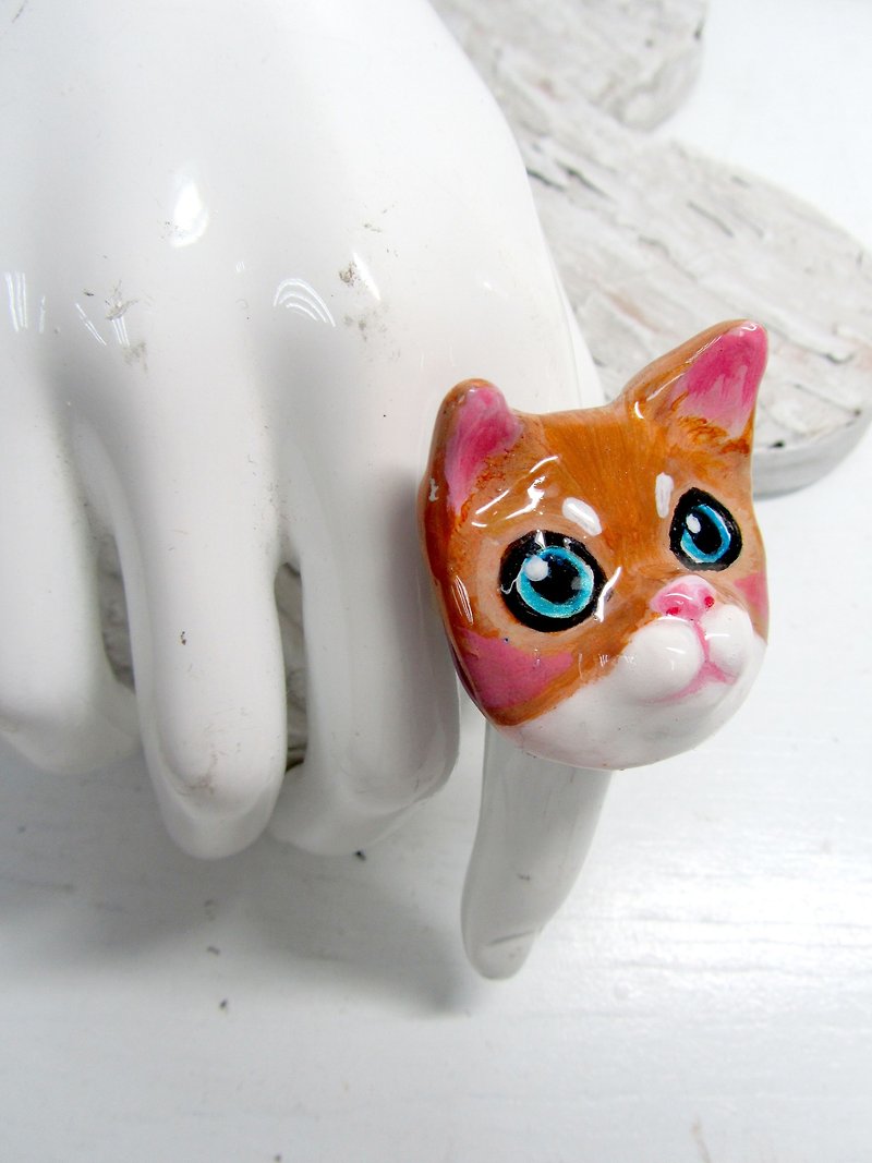 TIMBEE LO hand-made three-dimensional cat ring imitation ceramic soft ceramic POLY MERCLAY - แหวนทั่วไป - กระดาษ สีส้ม