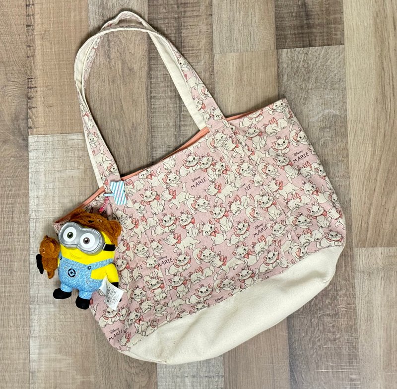 Large capacity tote Mary cat cotton linen canvas summer - กระเป๋าแมสเซนเจอร์ - ผ้าฝ้าย/ผ้าลินิน สึชมพู