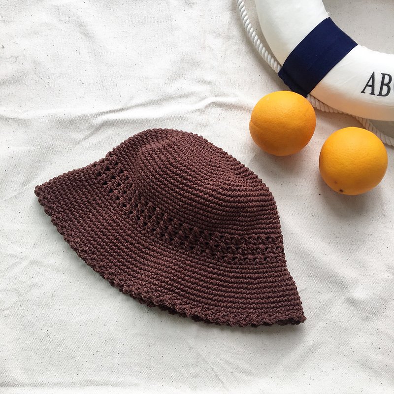 Dark brown Crochet Bucket Hat - หมวก - ผ้าฝ้าย/ผ้าลินิน สีนำ้ตาล
