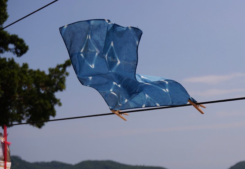 【A Kind of Lantau‧Blue Dyeing Workshop】Scarf- D40 - Handkerchiefs & Pocket Squares - Cotton & Hemp Blue