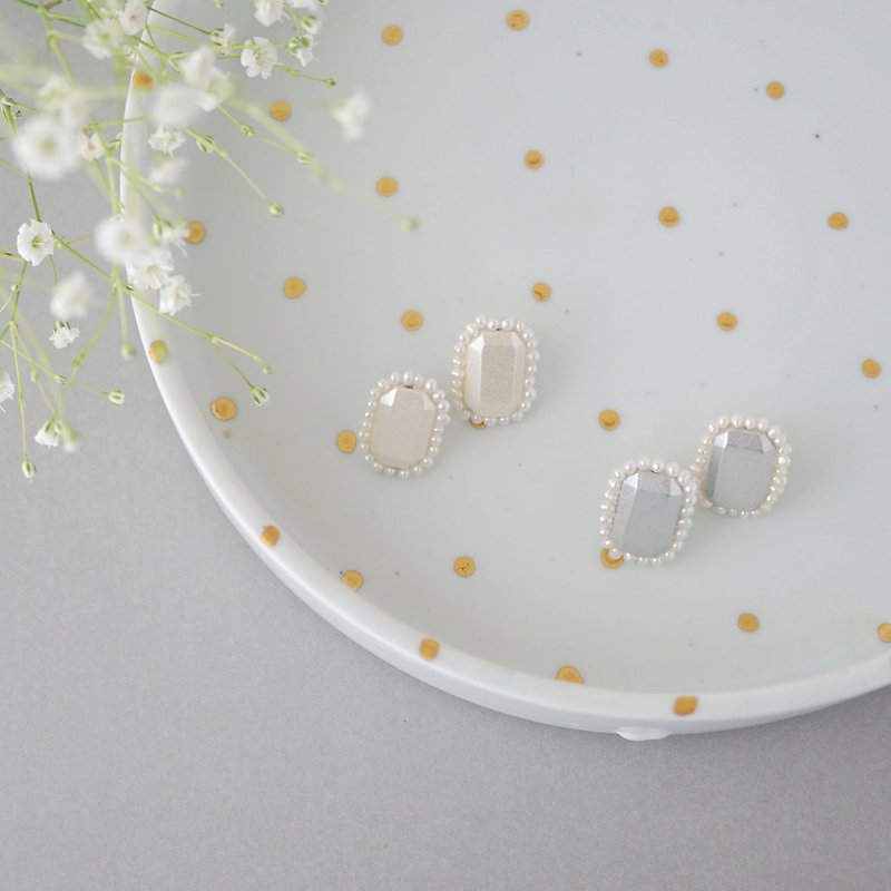 [14 KGF] Wood bijou pearl earrings [gray] - Earrings & Clip-ons - Gemstone 