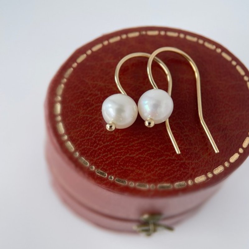 14kgf single pearl earrings - ต่างหู - ไข่มุก ขาว