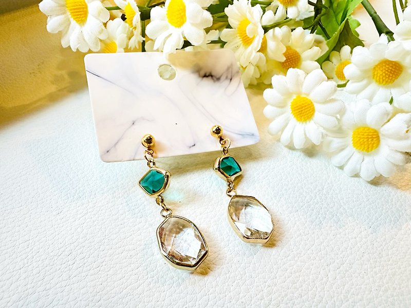 Geometric Zircon Stone Plated 14k Bronze Earrings__Clip-on earrings can be modified for free - ต่างหู - คริสตัล สีเขียว
