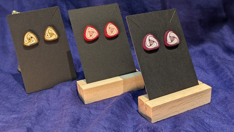 Swirl earrings are dazzling and mysterious - Earrings & Clip-ons - Paper 