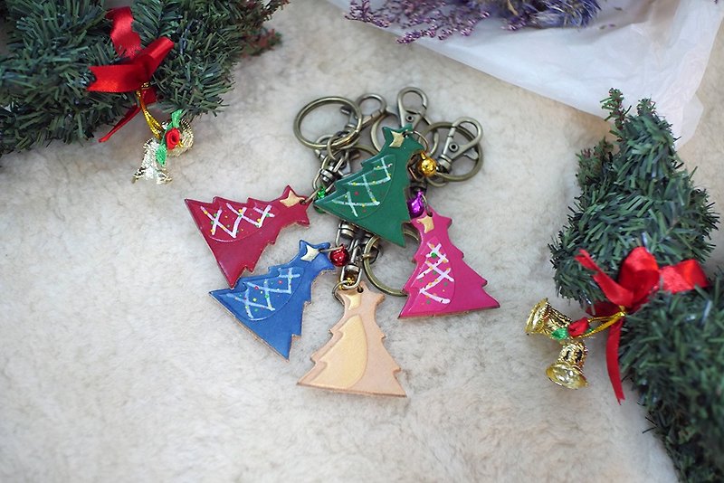 [Christmas limited offer] hand-painted Christmas tree key ring - ที่ห้อยกุญแจ - หนังแท้ 