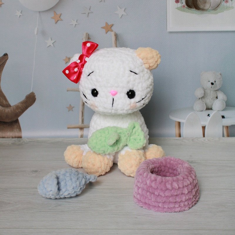 Teddy white kitten, stuffed toy kitten, baby gift - 嬰幼兒玩具/毛公仔 - 其他材質 白色