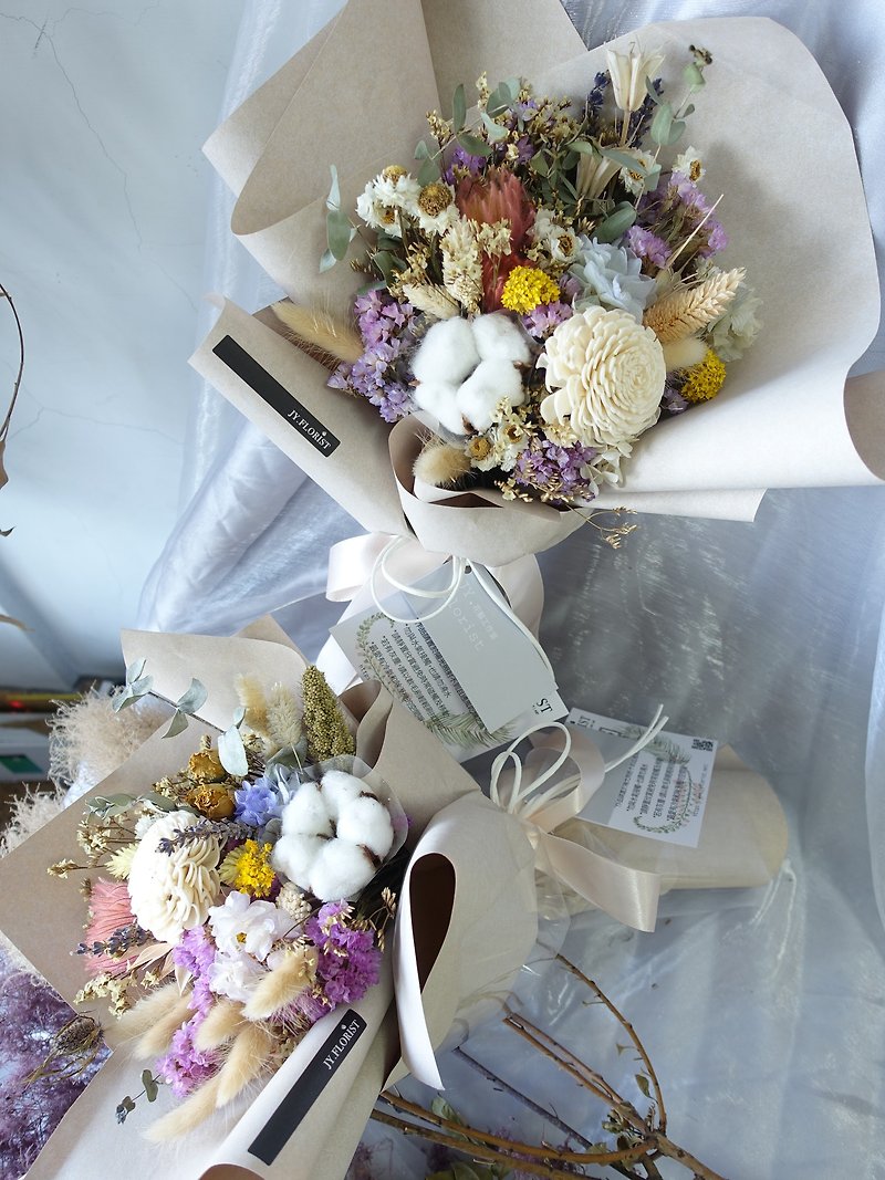 [2018 graduation bouquet] Hanou retro / graduate / dry bouquet - ช่อดอกไม้แห้ง - พืช/ดอกไม้ ขาว