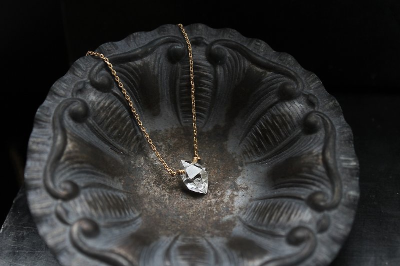 Che | Herkimer Diamond Heckier Necklace - สร้อยคอ - คริสตัล สีใส