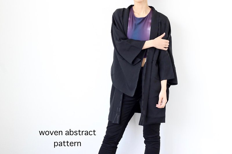 Japanese black kimono, EXCELLENT VINTAGE /4204 - Women's Casual & Functional Jackets - Polyester Black