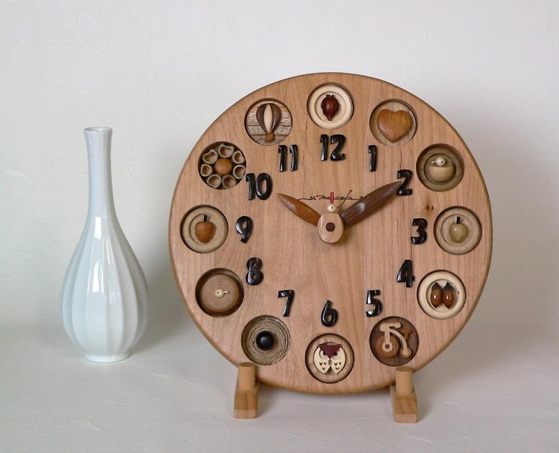 Circle 30cm * Alder - Clocks - Wood Khaki