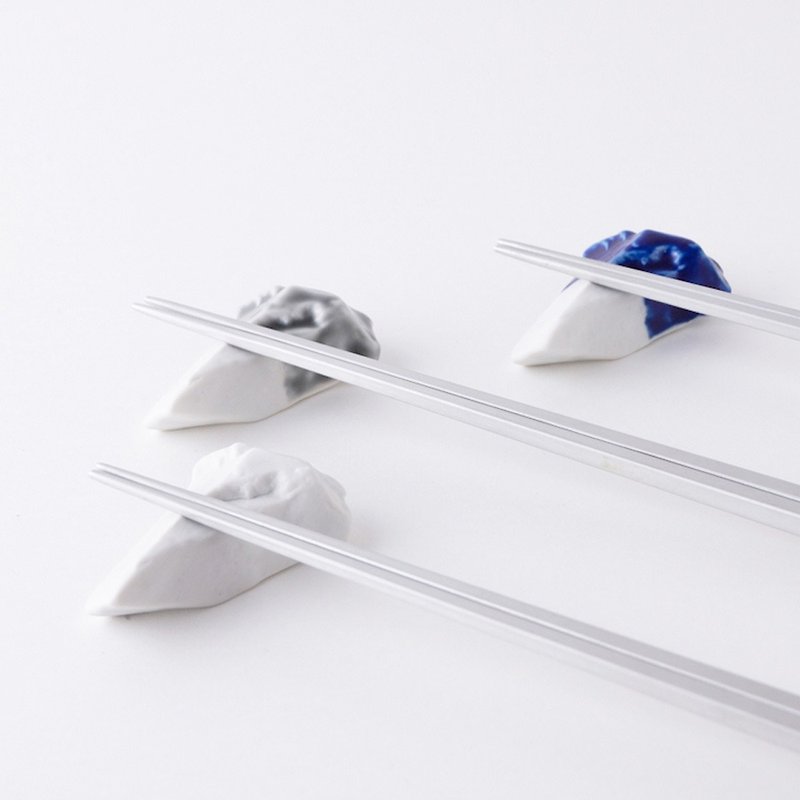 KIHARA TOUSEKI rough stone chopstick rest set C - Chopsticks - Porcelain Blue
