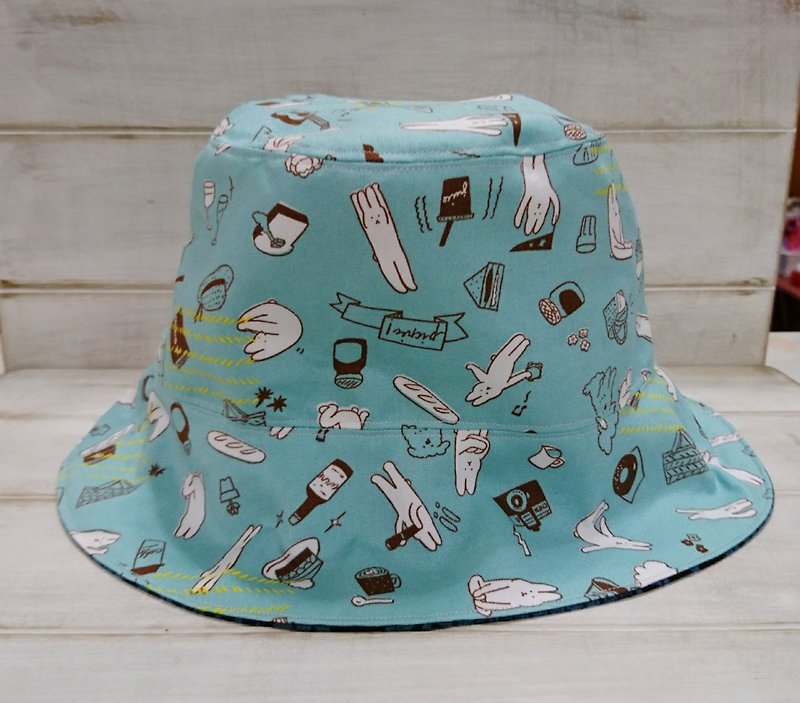 Blue and green rabbit daily & stripes English double fisherman hat sun hat - หมวก - ผ้าฝ้าย/ผ้าลินิน สีน้ำเงิน