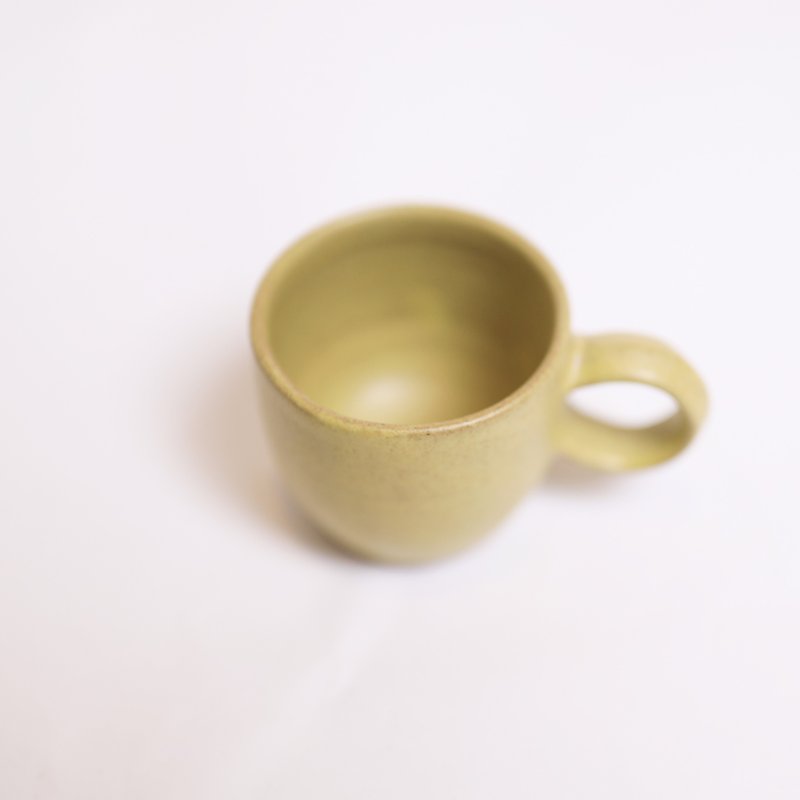 Mini circle handle mug _ yellow _ fair trade - แก้วมัค/แก้วกาแฟ - ดินเผา สีนำ้ตาล