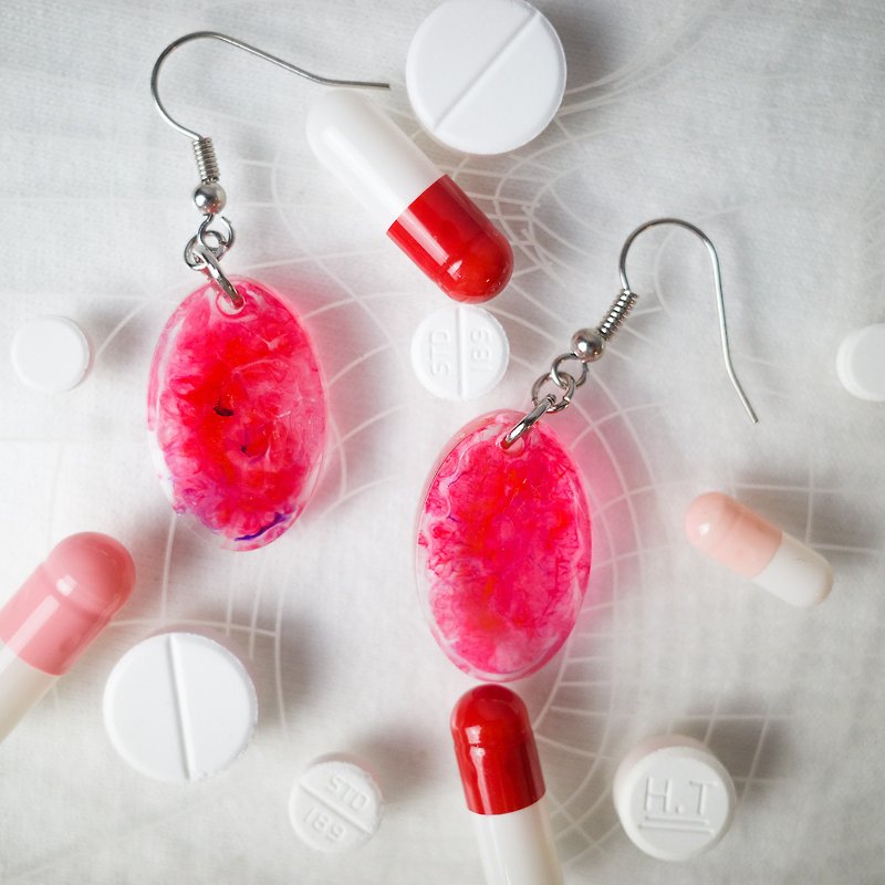 Pills is slightly distracted by the Japanese UV plastic earrings jewelry - ต่างหู - วัสดุอื่นๆ สีแดง