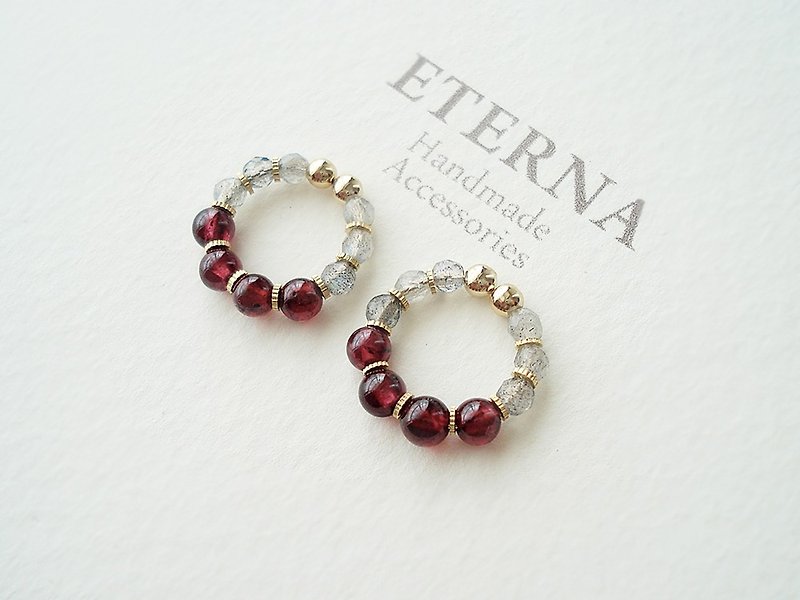 Garnet and Labradorite, tiny hoop earrings 夾式耳環 - Earrings & Clip-ons - Stone Red