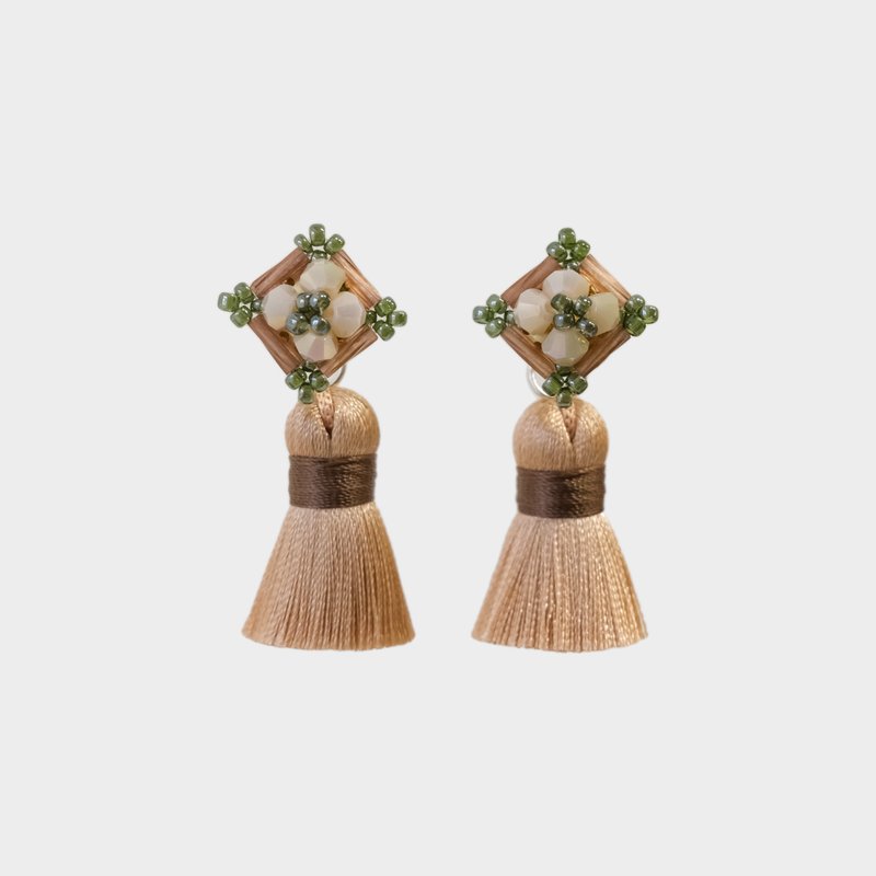 Tile Tassel Earrings - Khaki, Earrings Clip - ต่างหู - แก้ว สีกากี