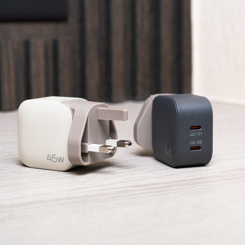 For Hong Kong Only - ESSENTIALS 45W 2-Ports USB-C GaN Charger (UK) - อื่นๆ - พลาสติก หลากหลายสี