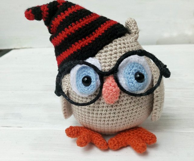 Hand Crocheted Glasses Holder