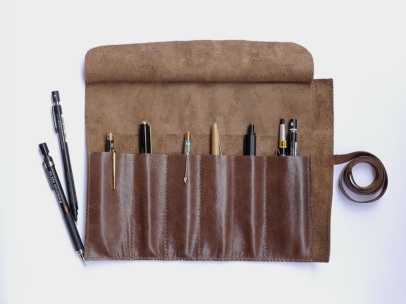 Brown leather roll pen - กล่องดินสอ/ถุงดินสอ - หนังแท้ สีนำ้ตาล