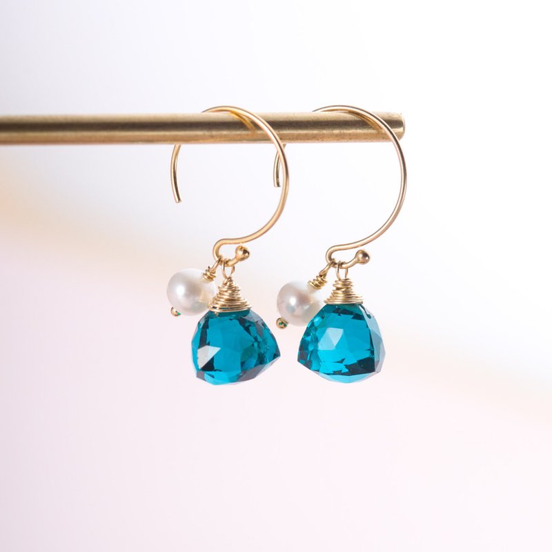 Peacock Blue Quartz, Pearl, 14K Gold Filled, 925 Sterling Silver Earrings - ต่างหู - เครื่องเพชรพลอย สีน้ำเงิน