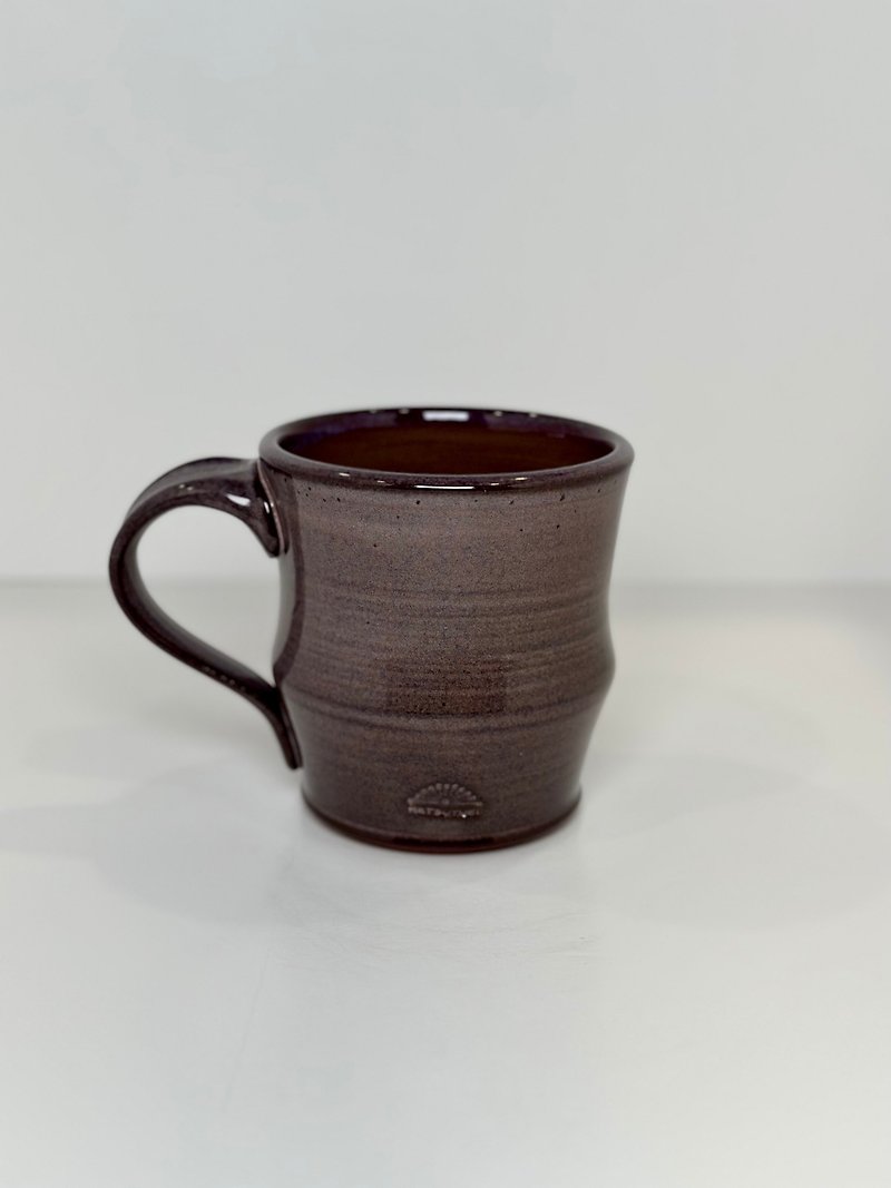 HEITO POTTERY smoked merlot earthenware mug - Mugs - Pottery Multicolor