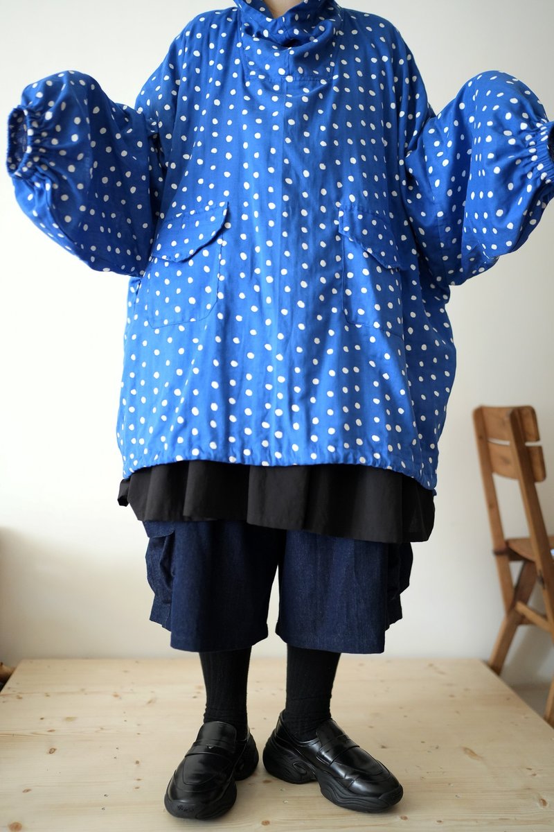 軟軟的寶藍點點超寬版連帽上衣 - 帽T/大學T - 棉．麻 藍色