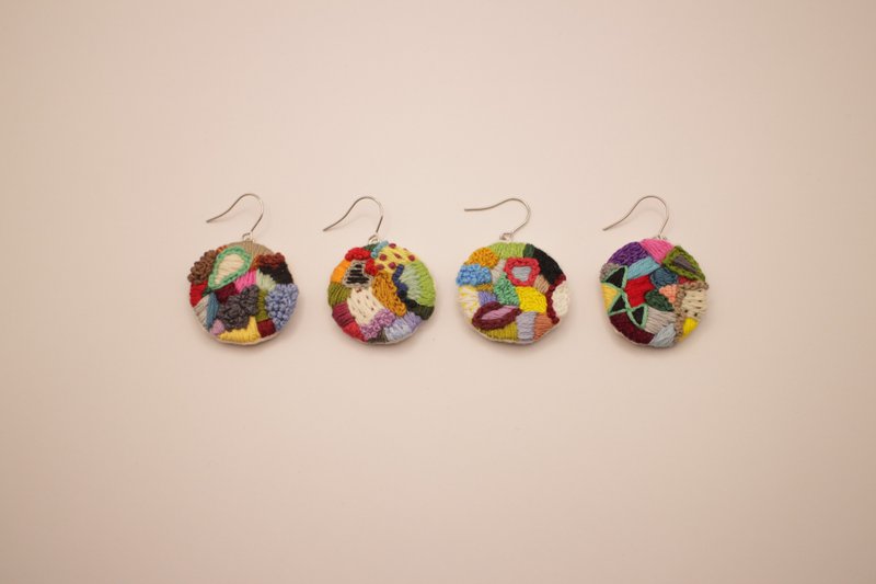 刺繡耳環 / 彩虹糖 自由配 / 耳勾款 - 耳環/耳夾 - 繡線 多色