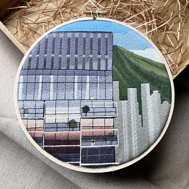 客製化全景滿版精細刺繡畫 6-10吋 | 客製禮物 - 相框/畫框 - 繡線 多色