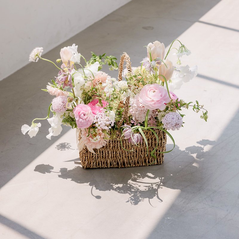 Cotton Country Star Season Basket Flowers | Taipei area only - Plants - Plants & Flowers 