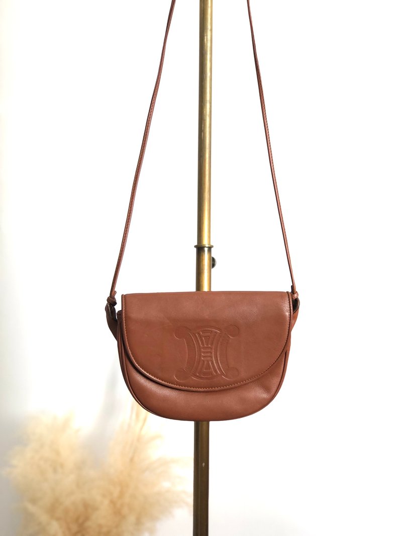 【 日本直送　名牌中古包 】CELINE セリーヌ ショルダーバッグ ブラウン ブラゾン型押し レザー ラウンド vintage ヴィンテージ krviby - 側背包/斜背包 - 真皮 咖啡色