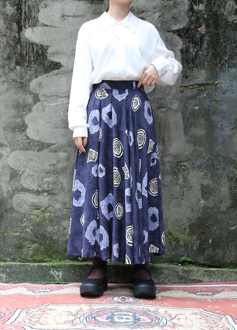 Back to Green :: Classic skirt elegant geometric figure vintage skirt - Skirts - Polyester 