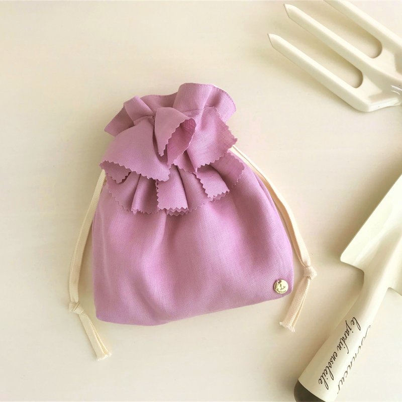 French Linen Tuck Frill Drawstring Pouch Lavender - กระเป๋าเครื่องสำอาง - ผ้าฝ้าย/ผ้าลินิน สีม่วง