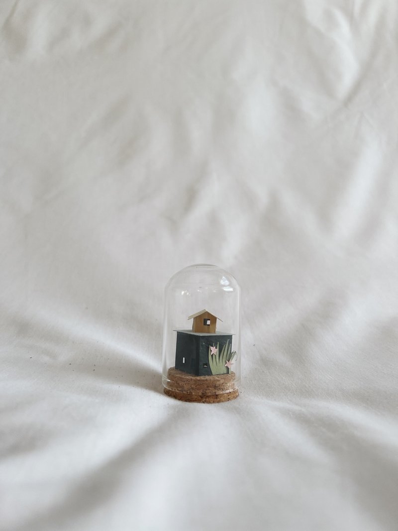 little paper house jar - steel house - 擺飾/家飾品 - 玻璃 