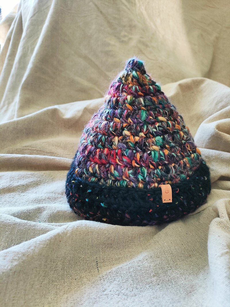 I am a chestnut hat palette pointed hat knitted handmade Christmas gift exchange - Hats & Caps - Wool Multicolor