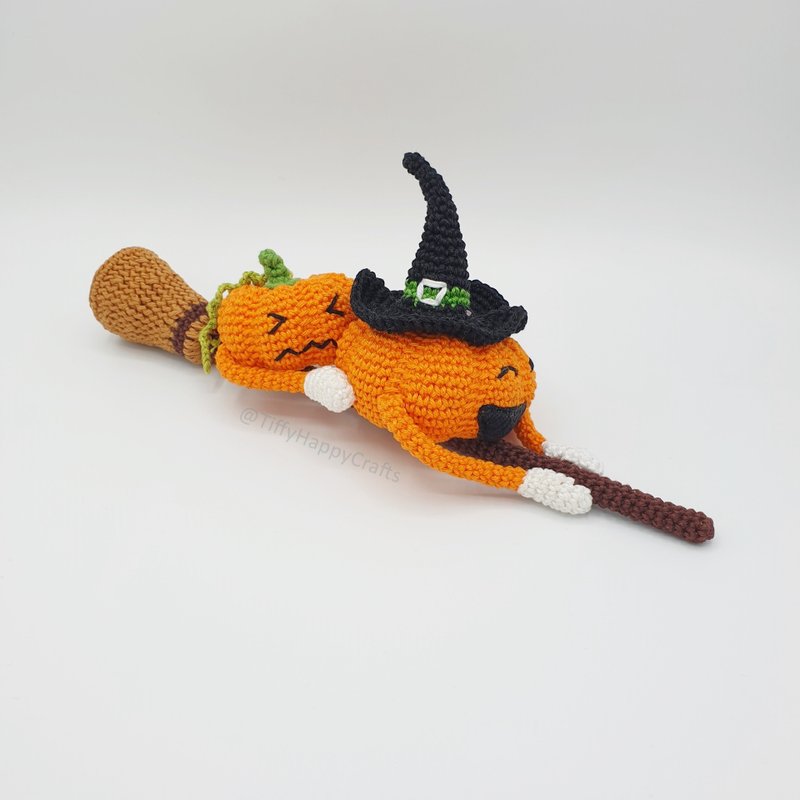 Halloween Funny Punkins on a Witch Broom Crochet Pattern PDF - 手工藝教學/工具書 - 其他材質 