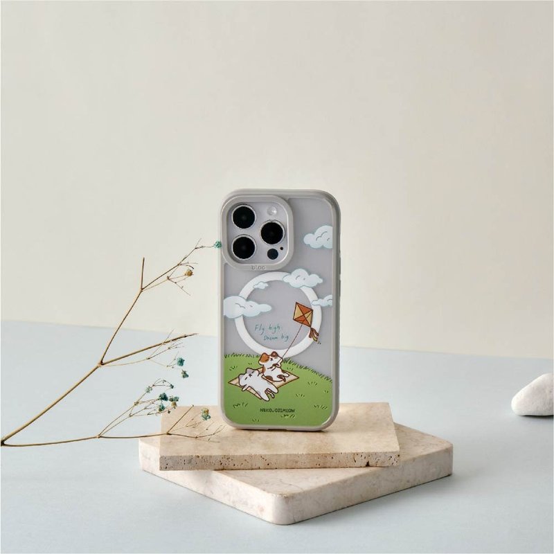 NEKO OJIMEOW Leisurely Flying Kite Aurora Fog MagSafe iPhone Case - เคส/ซองมือถือ - ซิลิคอน หลากหลายสี