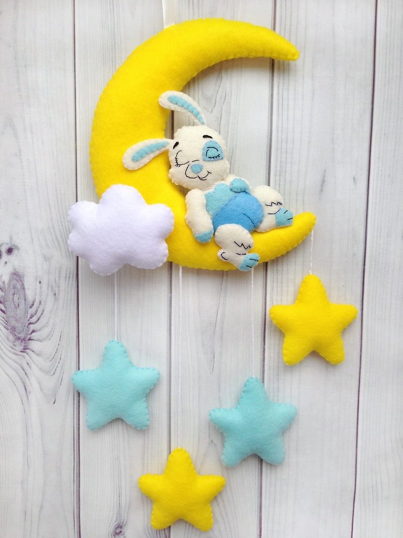 Rabbit Baby Boy Mobile, Bunny Felt Moon, Nursery Wall Decor, Hare, Crib Mobile - 壁貼/牆壁裝飾 - 環保材質 藍色