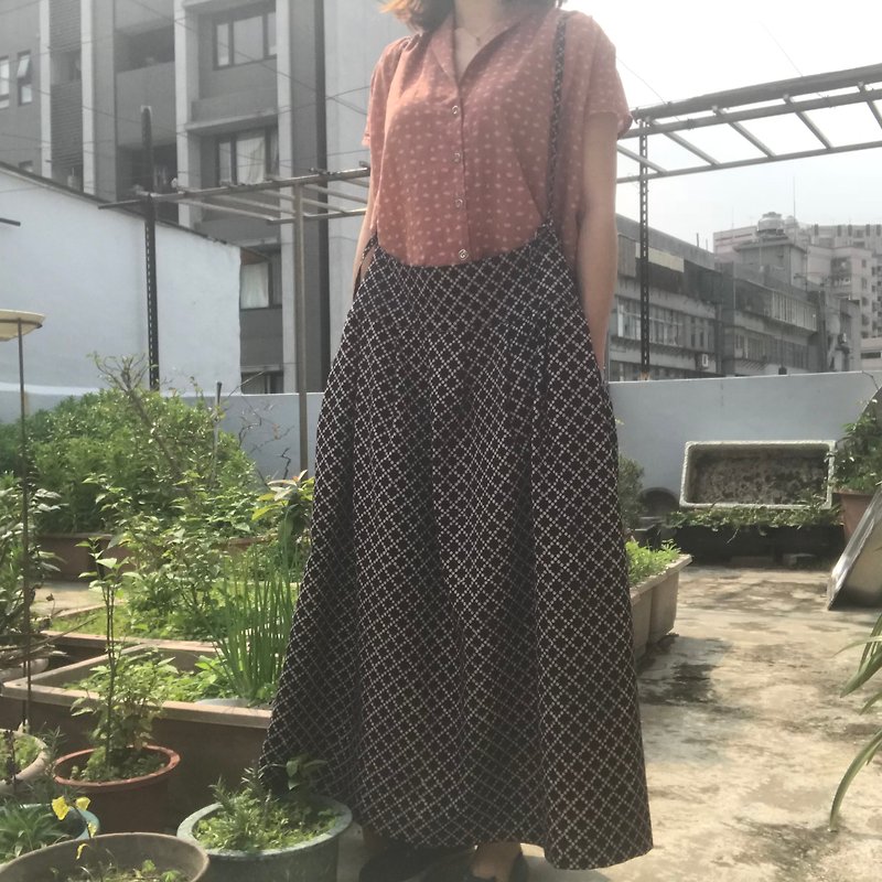 Woodcut printing and dyeing natural plant dyed wide version low waist suspender skirt moonlight - Skirts - Cotton & Hemp Black