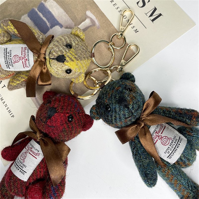 Harris Tweed Bear Pendant Harris Tweed Bag Ornaments Cute Handmade Bear Keychain - ที่ห้อยกุญแจ - ขนแกะ 