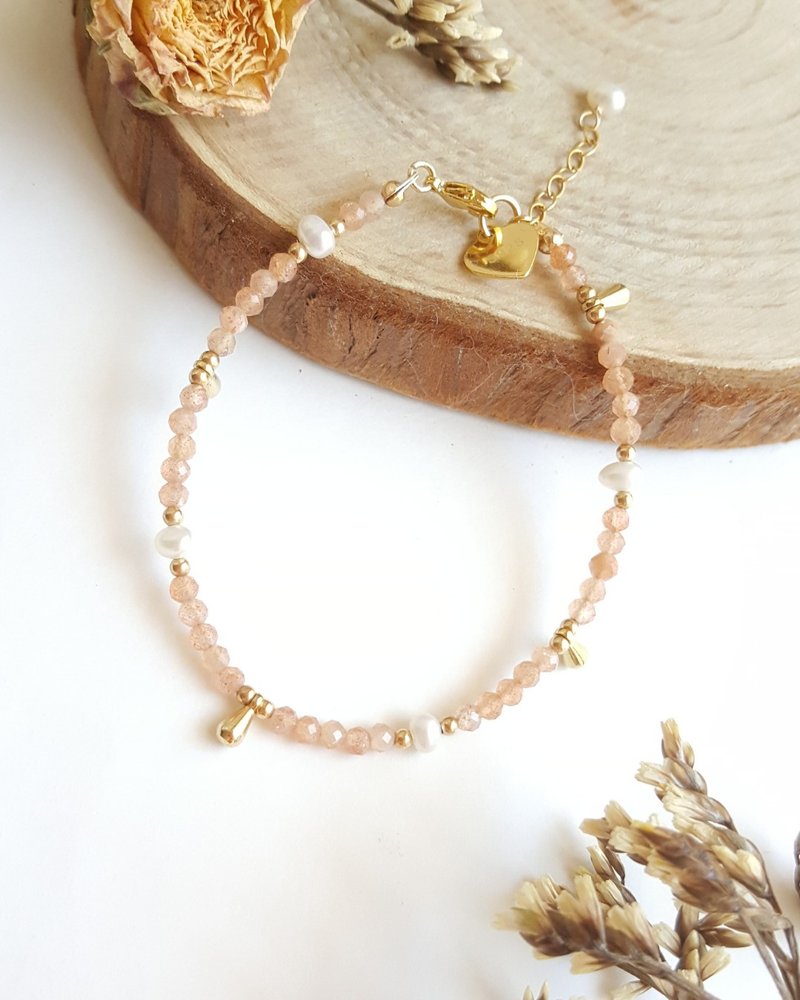 [String Chain-Throbbing Heartstring] Sun Stone, Pearl - Bracelets - Crystal 