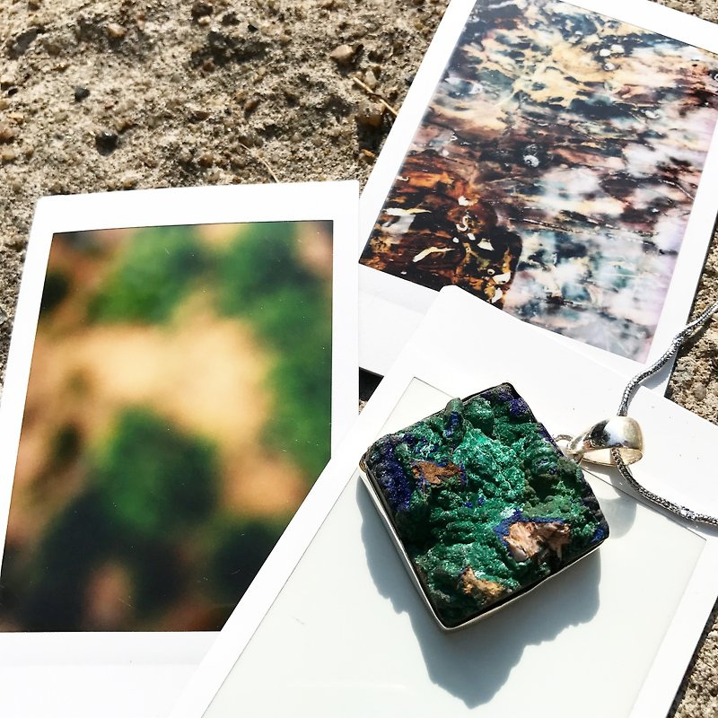 【Lost and find】Natural stone shining blue- Teal Stone map rough stone necklace MIN06 - Necklaces - Gemstone Blue