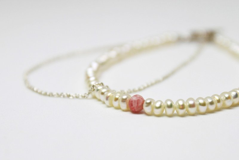 【純銀系列】 百搭款  天然稜銘礦 紅紋石 珍珠細鍊手鍊 - 手鍊/手環 - 純銀 多色