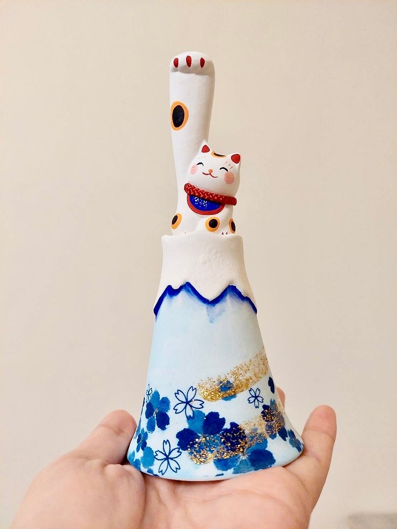 Authorized by Japan [RYUKODO] - Good Luck Blue Mount Fuji Lucky Cat | Powder Gift | Retirement Gift - ของวางตกแต่ง - ดินเผา 