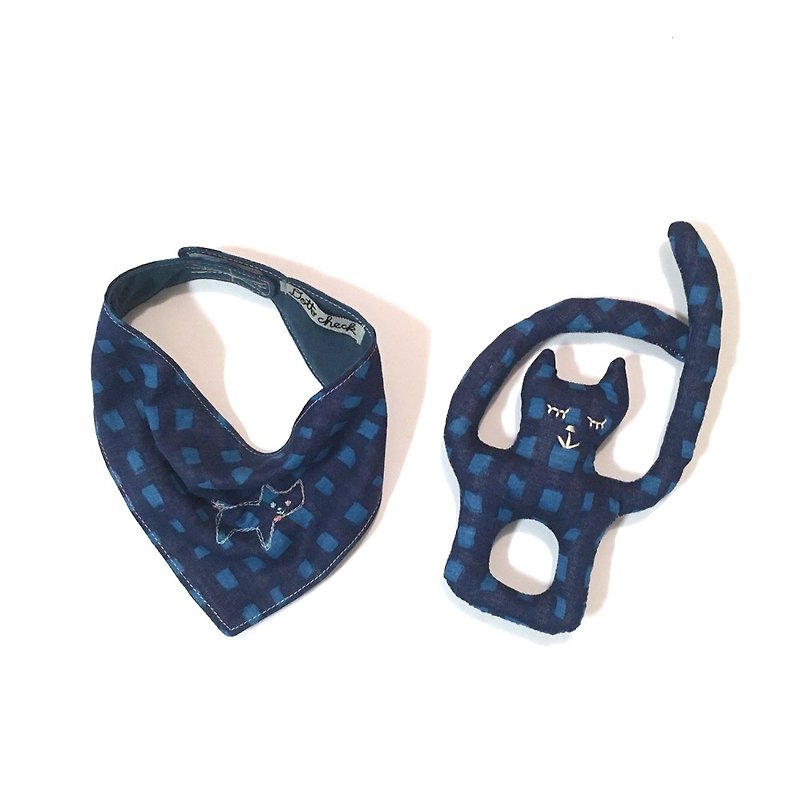 babygift bear cat Bib & rattle set - ของขวัญวันครบรอบ - ผ้าฝ้าย/ผ้าลินิน สีน้ำเงิน