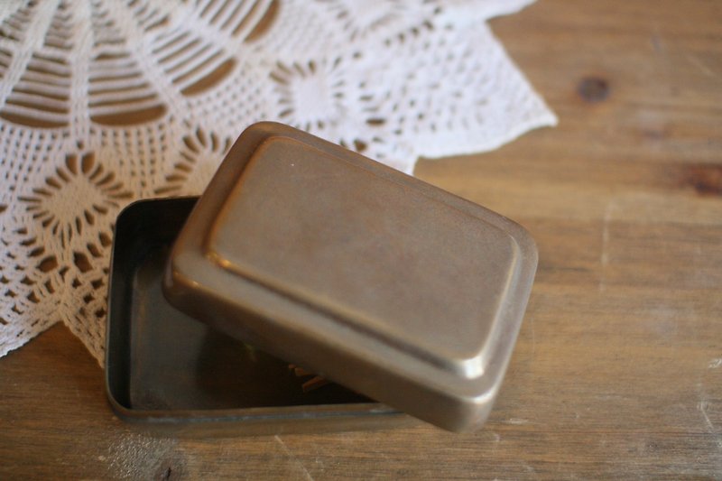 [Good day fetish] Germany vintage small copper box (elliptical) / store / shooting props / ornaments - Items for Display - Other Metals Gold