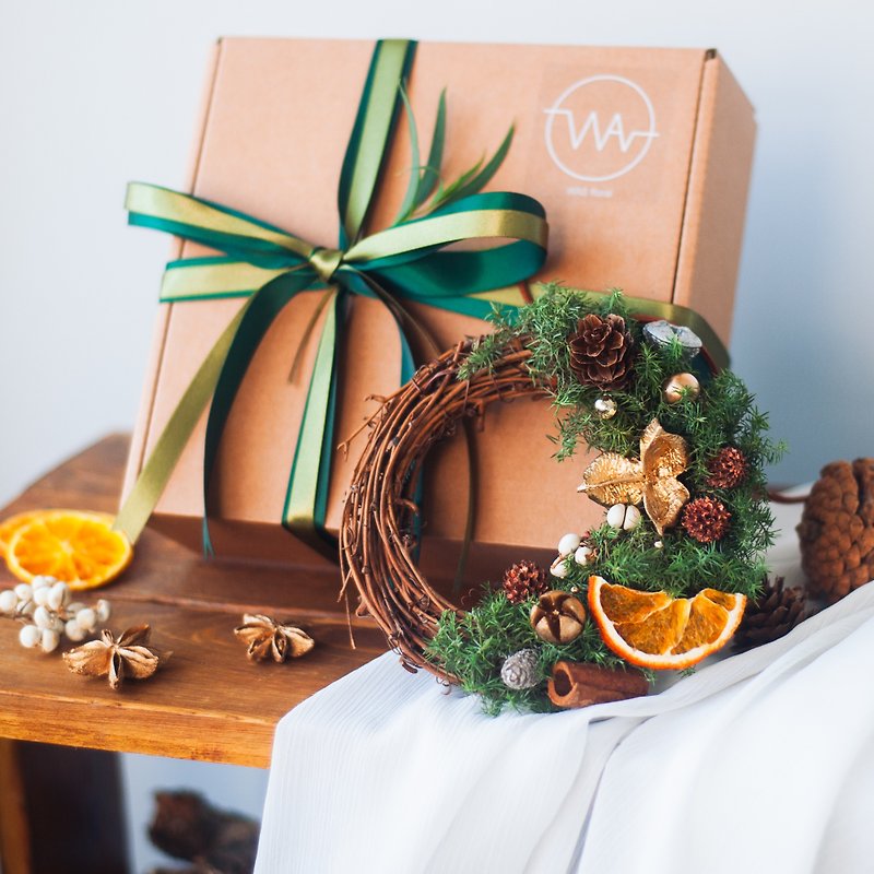 Christmas fruit wreath gift box | dry wreath | arrange gifts | exchange gifts - ช่อดอกไม้แห้ง - พืช/ดอกไม้ หลากหลายสี